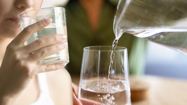 Sabah rutininizde 10 saniyelik mucize Uyanır uyanmaz için: Metabolizma hızını yükseltiyor