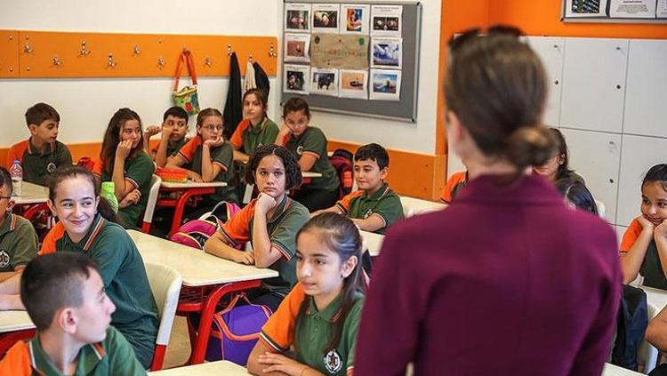 ÖĞRETMENLER GÜNÜ NE ZAMAN KUTLANACAK