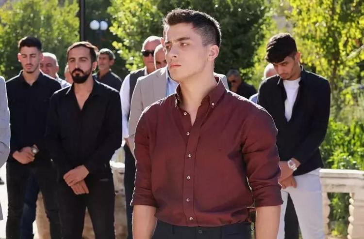 MESLEĞİNİ BIRAKMAYI BİLE DÜŞÜNMÜŞ
