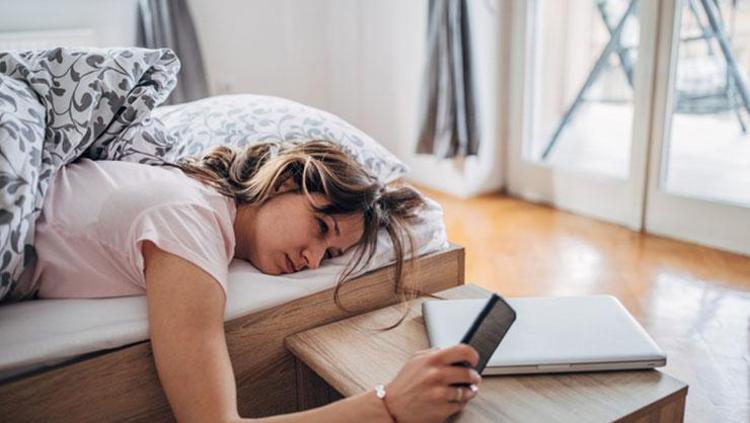 Alarmı 5 dakika ertelemenin zararını kimse bilmiyor Meğer beyni olumsuz etkiliyormuş