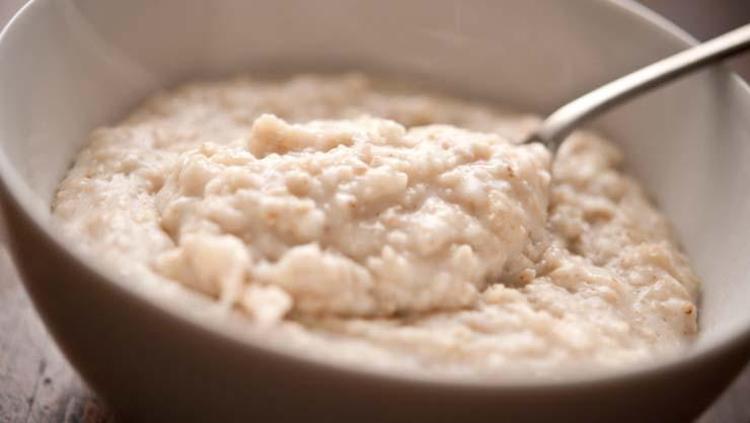 Sağlıklı besleniyorum ama kilo veremiyorum diyorsanız dikkat Fark etmeden vücuda kalori yükleyen o alışkanlığı herkes yapıyor...