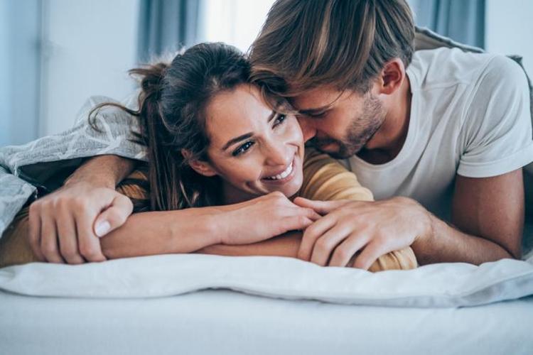 Kadınlarda libidoyu doğal yollarla canlandırmanın 5 etkili yöntemi