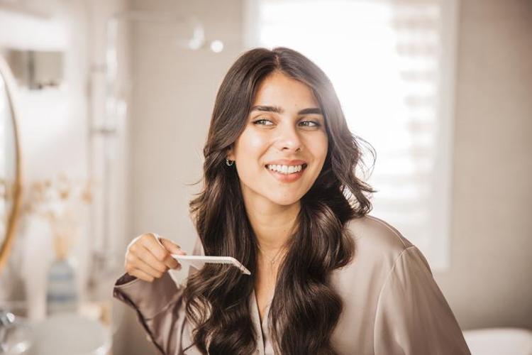 Haftada 10 dakika uygulamak yetiyor Saçları ipek gibi yumuşatıp kuruluğu engelliyor, saçların avuç avuç dökülmesini engelliyor