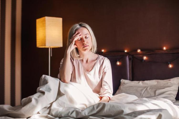 MENOPOZDA BESLENME İHTİYAÇLARI NEDEN DEĞİŞİR