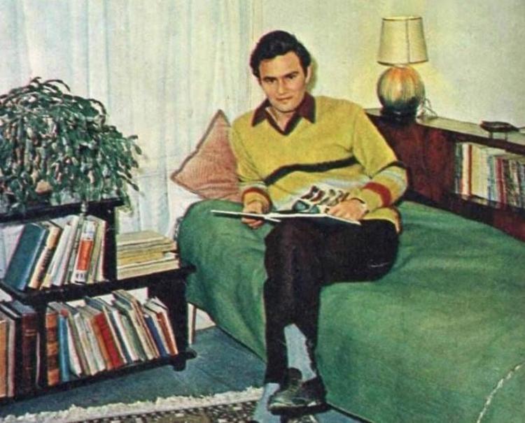 EDİZ HUN KİMDİR