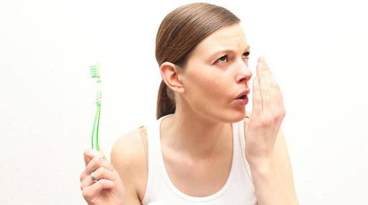 Ağız hijyeni bağırsaklarla alakalıymış Vücudu iltihapların sarmasına neden oluyor