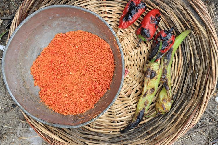 KURU NANE VE SICAK YAĞ SOSU