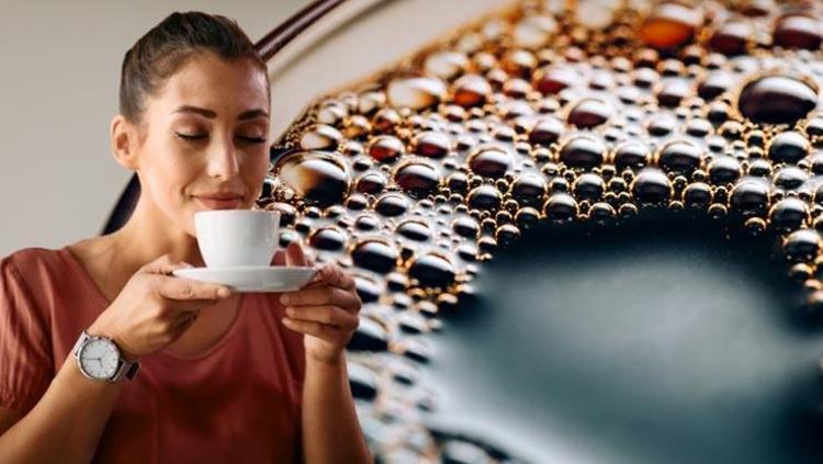 Kahve böyle içince yaşlanmayı yavaşlatıyor 100 yaşını görenlerin sırrı: Tam 5 yıl birden gençleştiriyor, şeker hastalığını da engelliyor