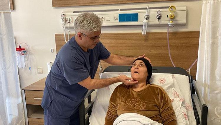 Dünyada bir ilk olarak kayda geçti 47 yaşındaki kadın 45 dakikalık ameliyatla hayata döndü