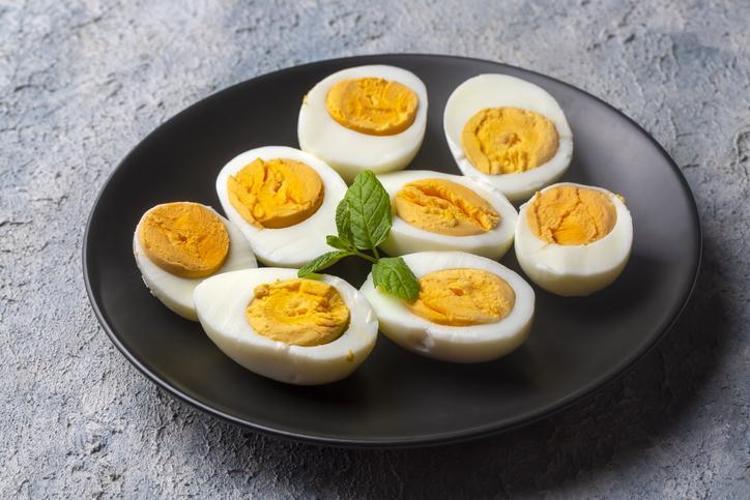 GÜNDE KAÇ YUMURTA YENEBİLİR