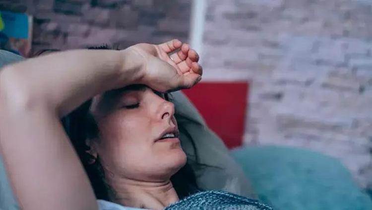 UYKU DAVRANIŞLARI SİNİR SİSTEMİNİZİ NASIL ELE VERİYOR