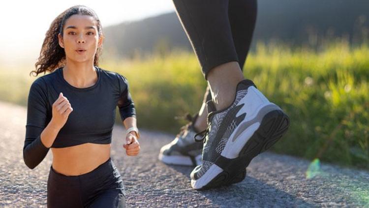 Sabah 60 dakika yürümek yetmiyor Asıl etki gün içindeki kısa yürüyüşlerdeymiş