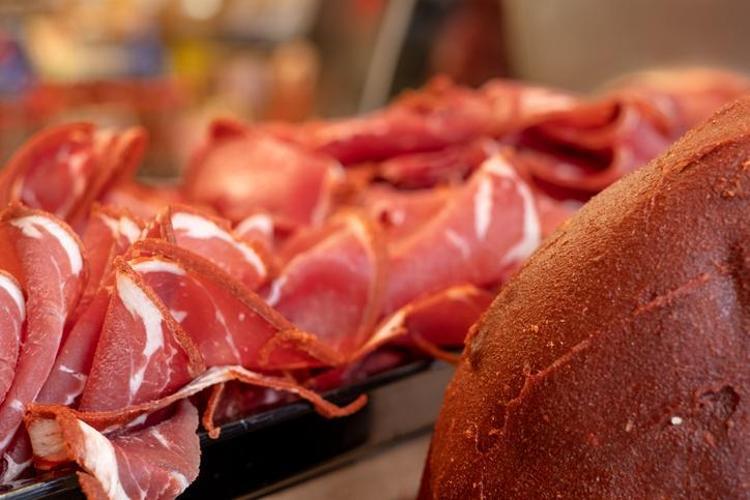 Hamilelik döneminde bu yiyecekleri koklamak bile çocukta obezite riskini artırıyor Uzmanlar uzak durulması gerekenleri sıraladı...