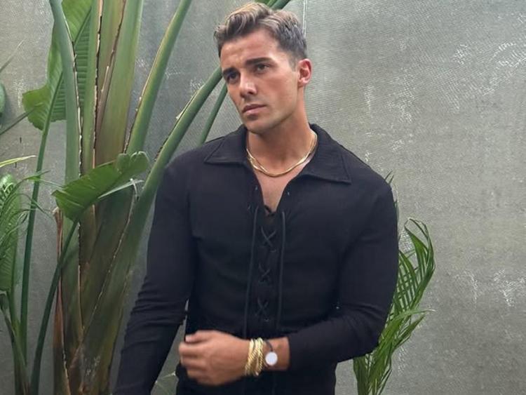 Teslim olmak için gün sayıyor Cemal Can Canseven asker tıraşı oldu