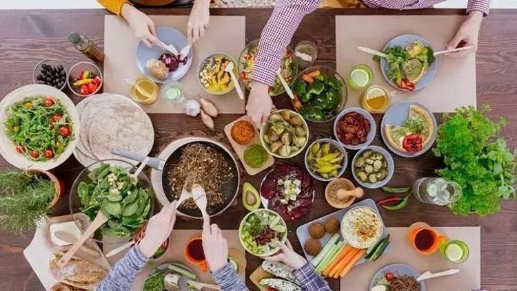 BUGÜN NE PİŞİRSEM DİYENLERE GÜNÜN MENÜSÜ