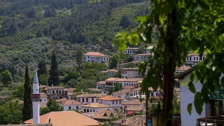 Köy yaşamı gerçekten romantize edildiği gibi mi Yörük Oğlan paylaştı: Fazladan bir saatlik uykunun bedeli...