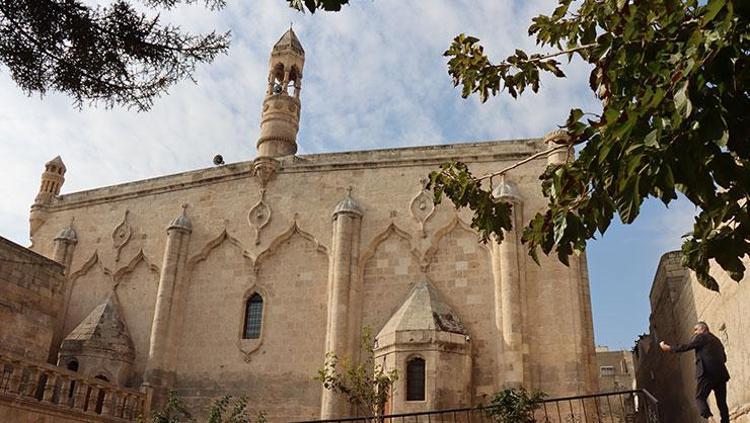 Kiliseden camiye uzanan tarih Fırfırlı’nın sessiz tanıklığı