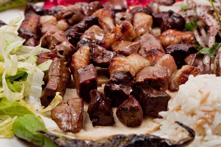 YAKLAŞIK 100 GRAM DANA CİĞERİNDE...