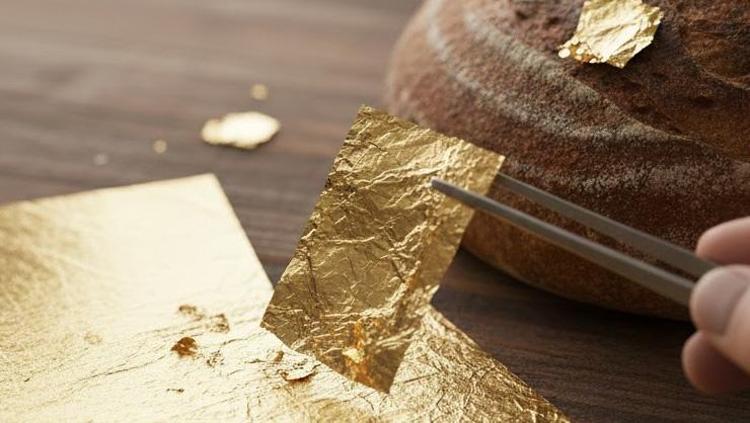 BİR HİKÂYESİ VAR