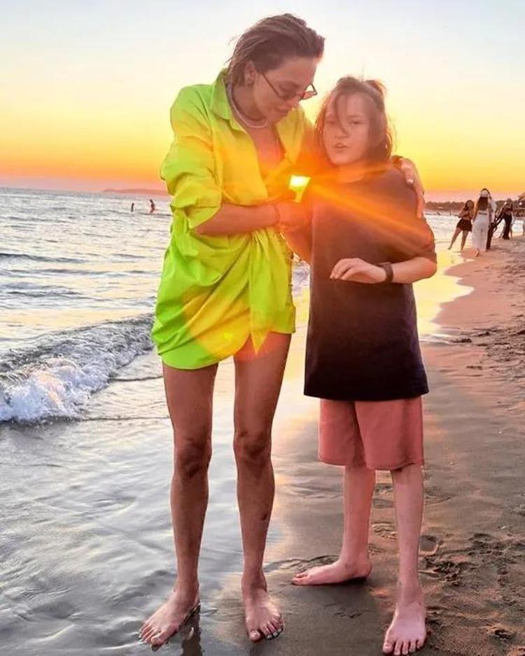 BU KADAR ACIMASIZ OLMA, İNSAFA GEL