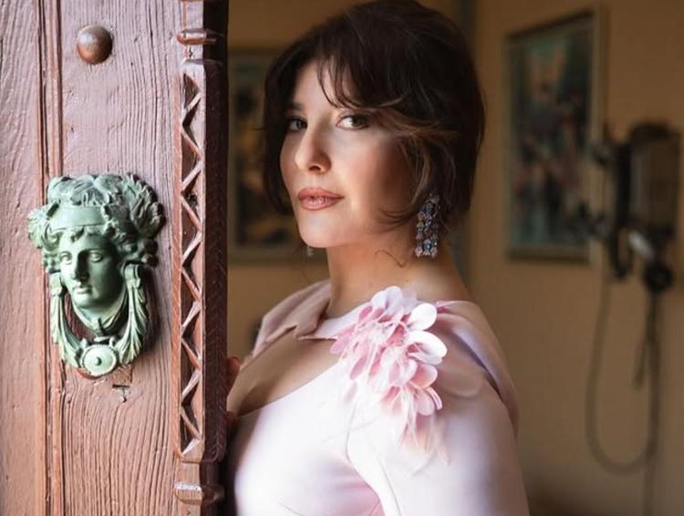 Şebnem Bozoklu hayatından çıkardı Gerçek değil, imajı sahte