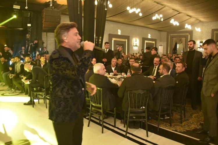 İzol aşireti Barzanilerle dünür oldu Kilolarca altın, sandık sandık para…