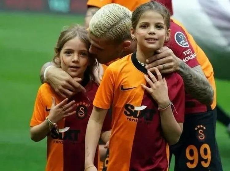 Icardi ve Wanda Nara cephesinde sular durulmuyor Mahkeme kararı Wanda’yı çileden çıkardı