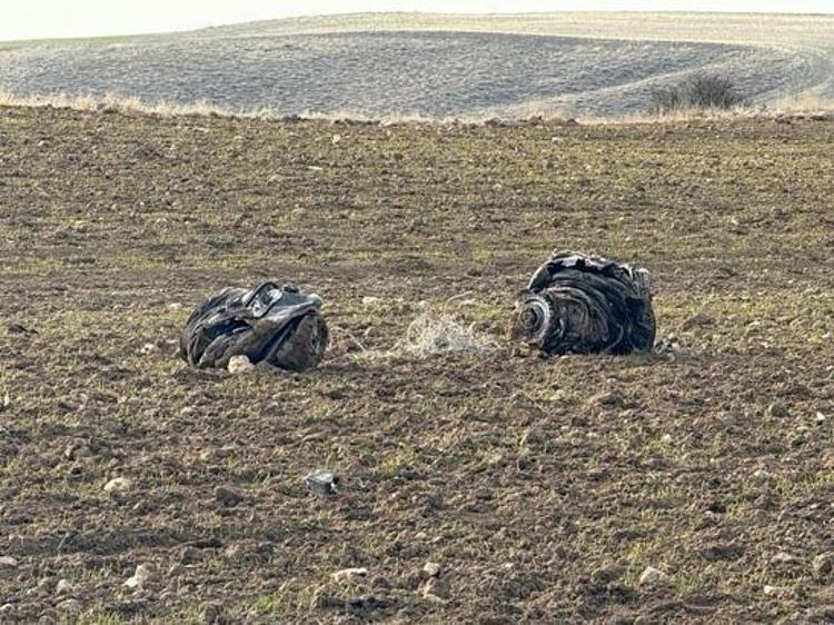 Ankarada düşen Libya heyetini taşıyan uçağın enkazından görüntüler