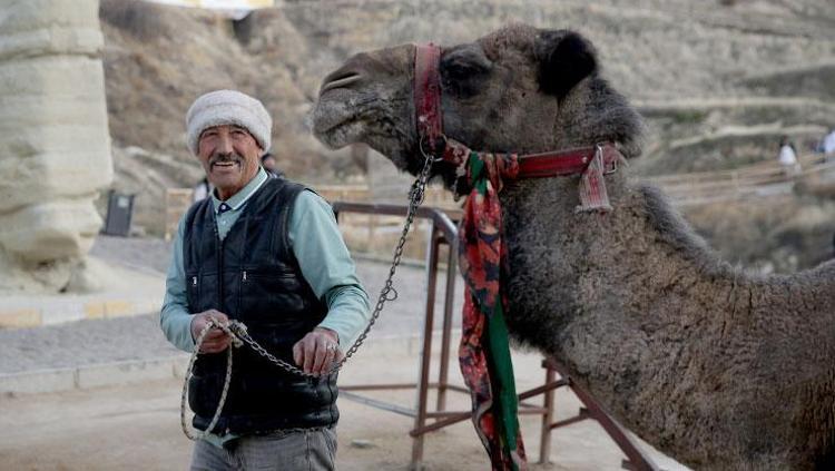 14 yaşında Avanosa gelip kendi kendine 9 dil öğrendi Ortaokul mezunu olduğuma inanmıyorlar