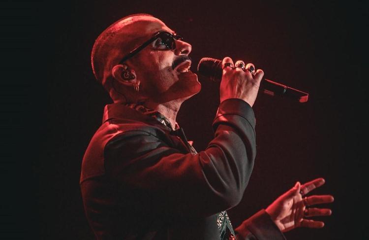 Gökhan Türkmenden yeni yıla yeni imaj Saçlarını kısacık kestirdi