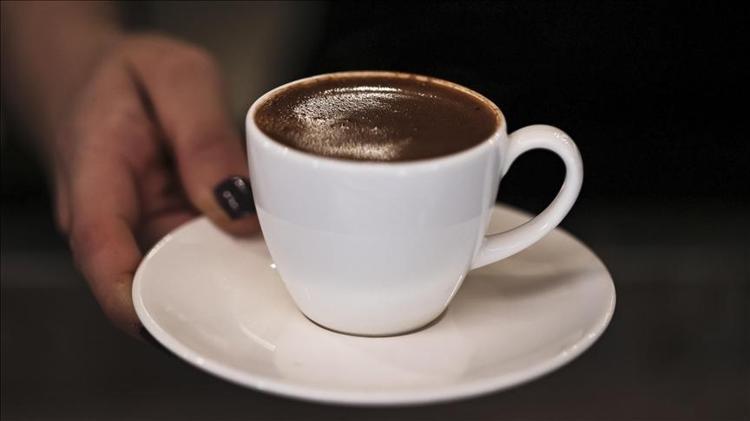 Türk kahvesinin içine ekleyin Köpüğünü kat kat artırıyor