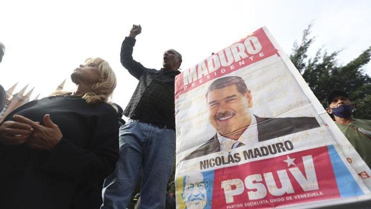 SON DAKİKA... Venezuela bombalandı Trumptan açıklama: Maduro ve eşini yakaladık