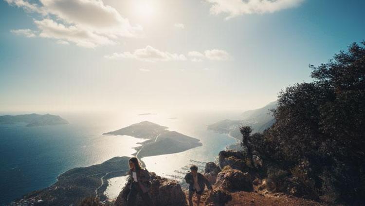 Türkiye turizm tanıtımında yapay zeka dönemi Antalya Piece Art 9 dilde 200ün üzerinde ülkede küresel yayında