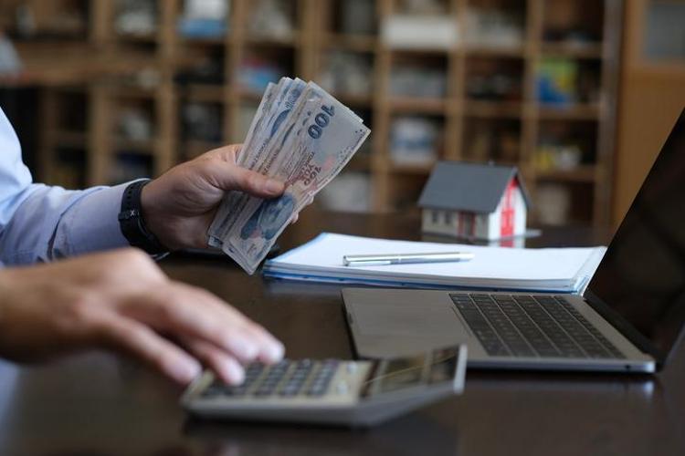 HIZLI MODA (FAST FASHİON):