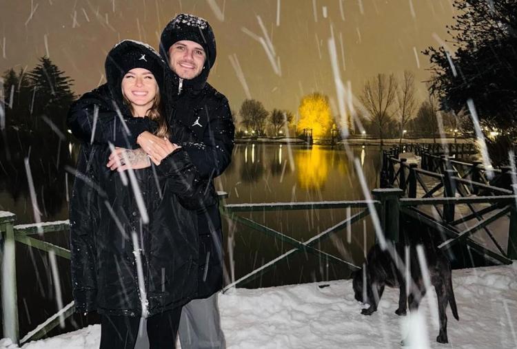 Mauro Icardi ve sevgilisinden romantik kareler Aşkını haykırdı