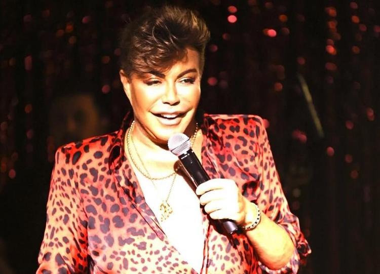 KISA SÜRELİ GÖZÜNÜ AÇIP KAPATIYOR