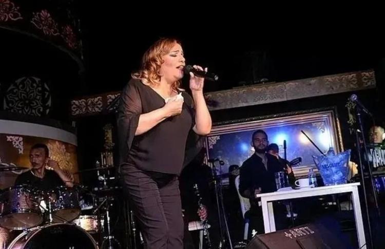 Kibariye’den yürek burkan itiraf: Yüzüm gülerken içim acıyordu