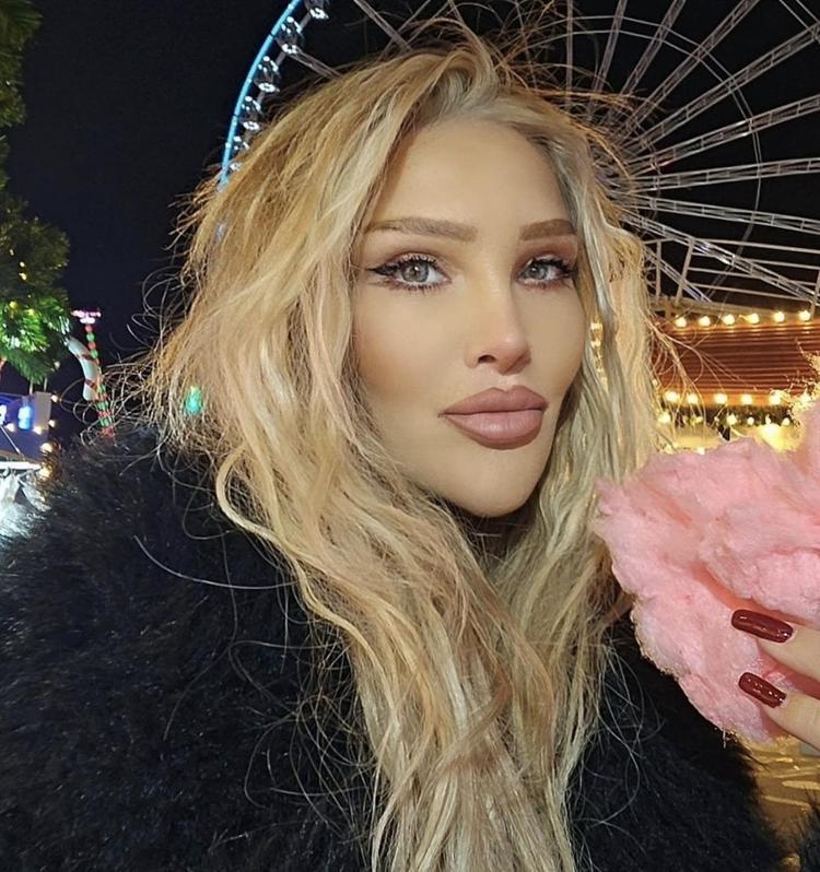 Seren Serengil akıllı lens ameliyatı oldu Göremediğim için kendimi yaralıyordum