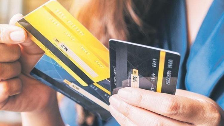 AİDATSIZ KREDİ KARTI ZORUNLULUĞU GETİRİLDİ