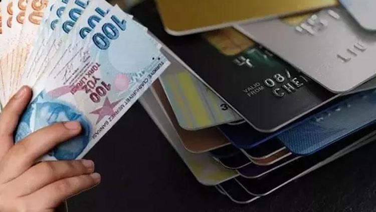 Kredi kartı kullanan herkesi ilgilendiriyor Bankalarda aidat dönemi kapandı mı
