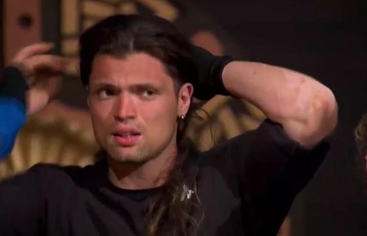 UZUN SAÇI OLAY OLDU