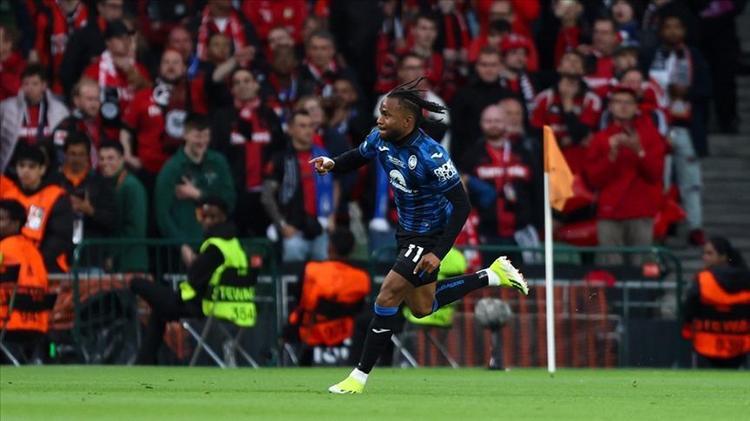 Fenerbahçeden bir transfer daha 9 milyon euroya ikna etti