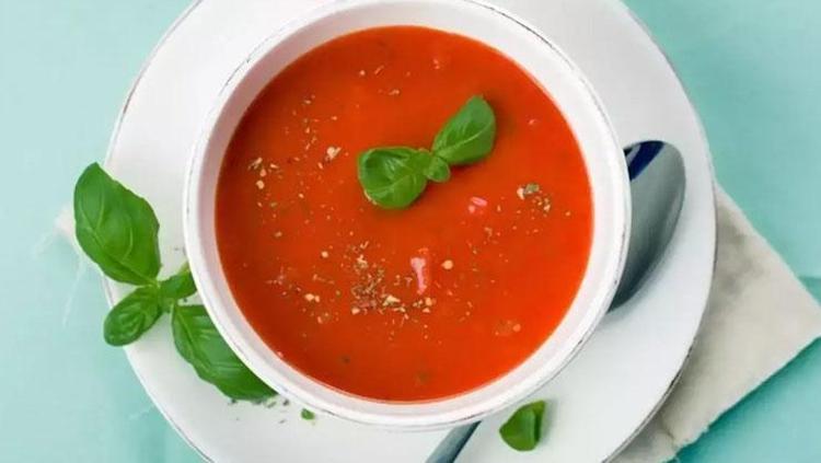 Tadı damakta kalan köz domates çorbası tarifi Bir tabak yiyen ikinciyi istiyor