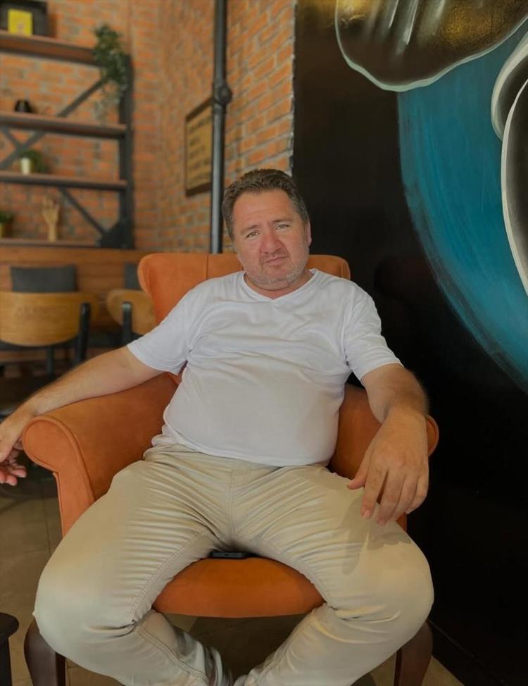 MÜŞTEKİYLE ALTIN BOZDURMAYA GİTMİŞ