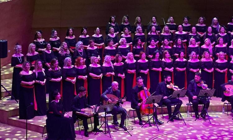 Türkan Şoray sahneye çıktı Şu an bir rüya alemindeyim