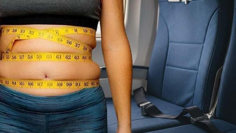 Bir uçak yolculuğu yaptı, 56 kilo birden verdi 137 kilodan 81e düştü, uçaktaki an dönüm noktası oldu