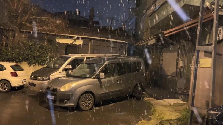 ALKOLÜ HEDİYE EDEN BAKKAL TUTUKLANDI