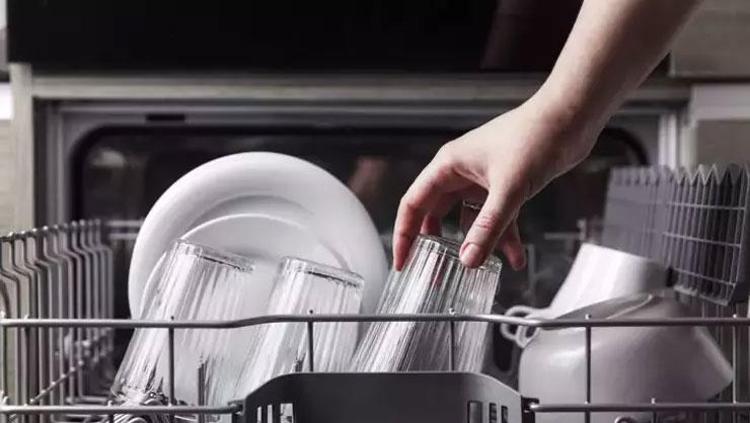 KİMYASAL PARLATICILARDAN KURTARAN ÇÖZÜM