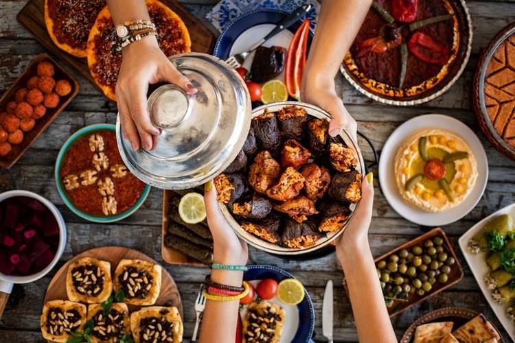 BUGÜN NE PİŞİRSEM DİYENLERE GÜNÜN MENÜSÜ