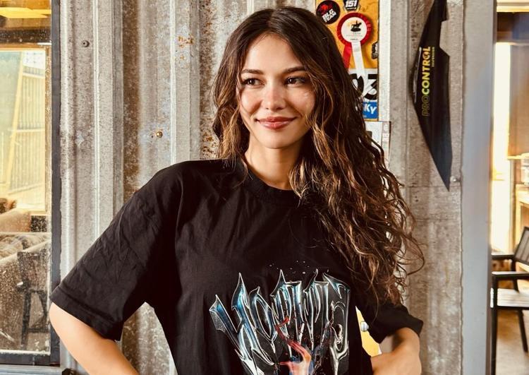 Futbolcu Emre Bilgin ile aşk mı yaşıyor Türkü Su Demirelden cevap gecikmedi